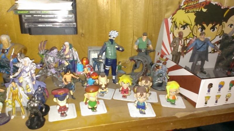 Illustration for article titled Do you have a Figure Collection?